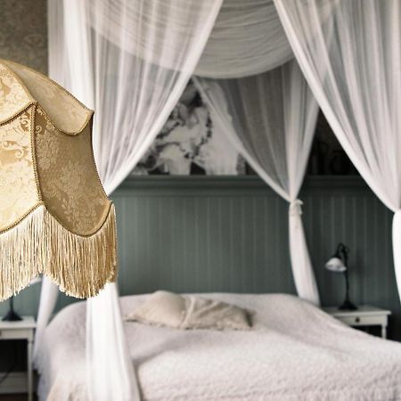 Okens Bed & Breakfast วาร์แบร์ก ภายนอก รูปภาพ