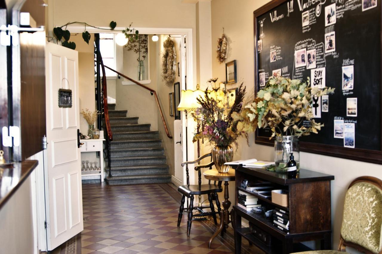 Okens Bed & Breakfast วาร์แบร์ก ภายนอก รูปภาพ