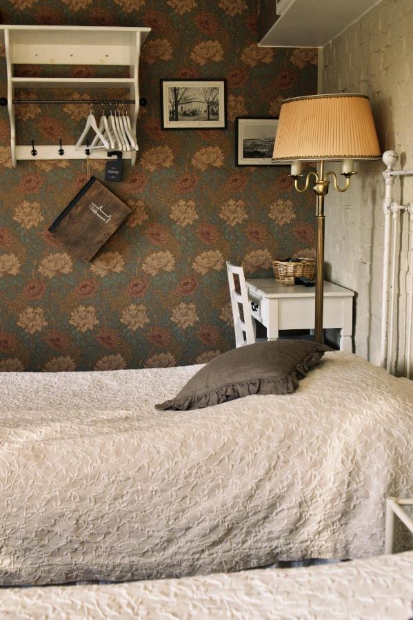 Okens Bed & Breakfast วาร์แบร์ก ภายนอก รูปภาพ