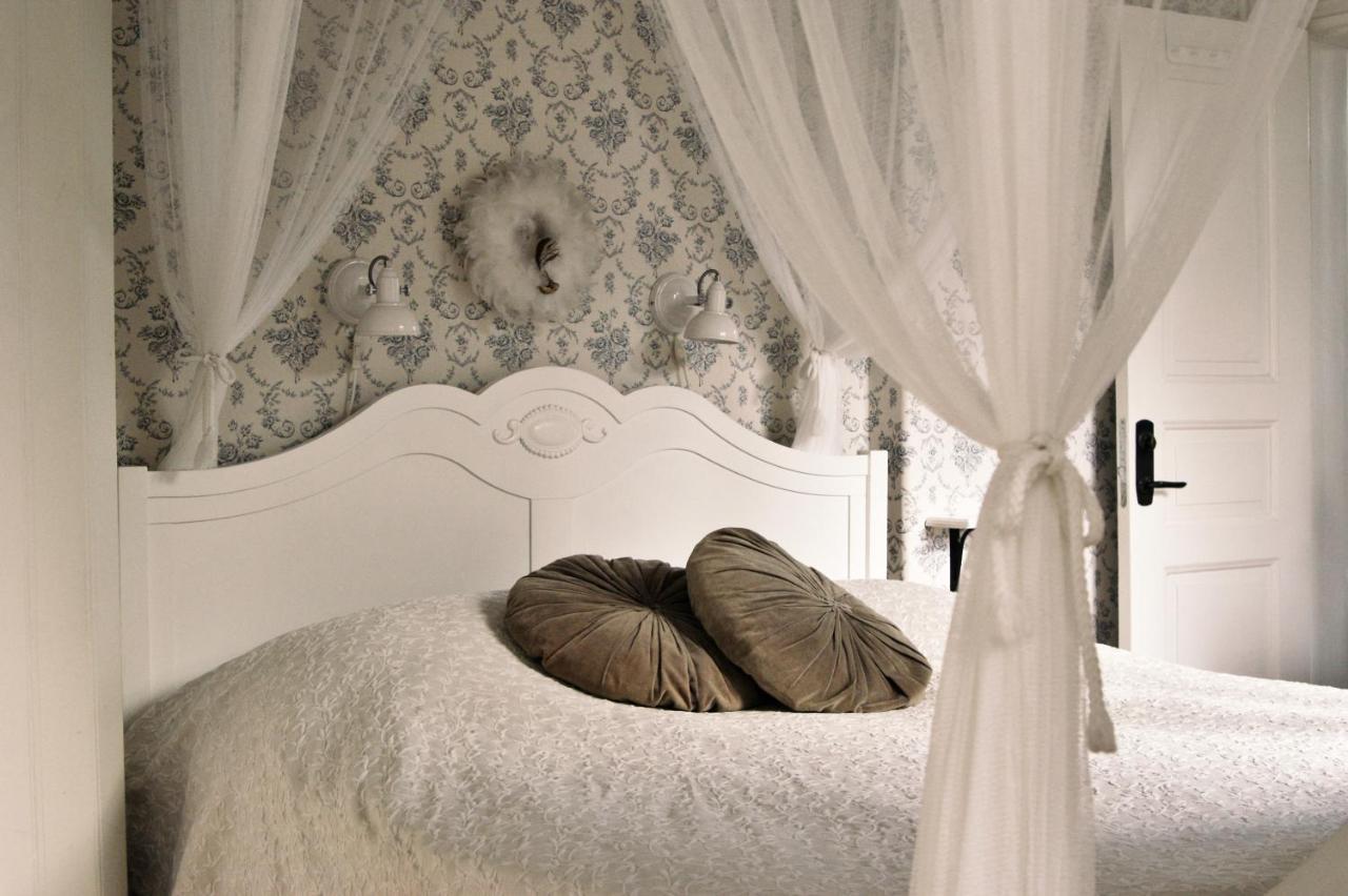 Okens Bed & Breakfast วาร์แบร์ก ภายนอก รูปภาพ