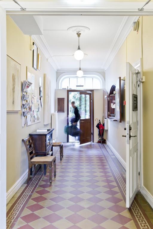Okens Bed & Breakfast วาร์แบร์ก ภายนอก รูปภาพ