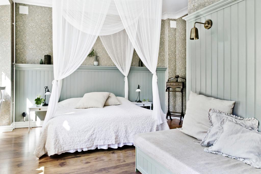 Okens Bed & Breakfast วาร์แบร์ก ภายนอก รูปภาพ