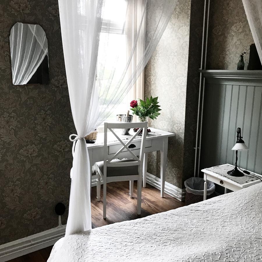 Okens Bed & Breakfast วาร์แบร์ก ภายนอก รูปภาพ