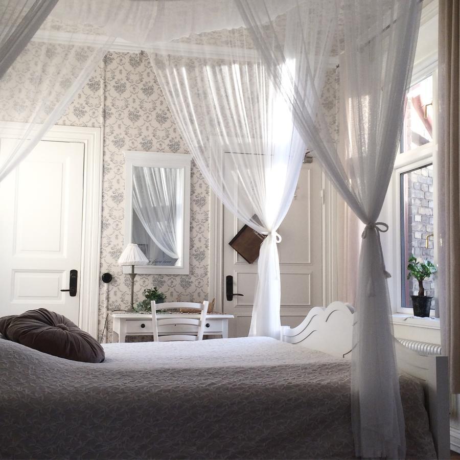 Okens Bed & Breakfast วาร์แบร์ก ภายนอก รูปภาพ