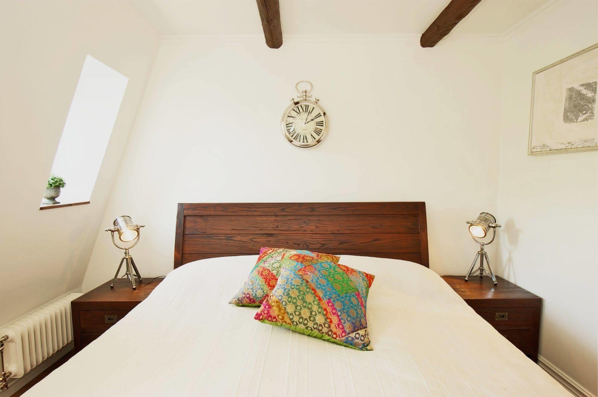 Okens Bed & Breakfast วาร์แบร์ก ภายนอก รูปภาพ